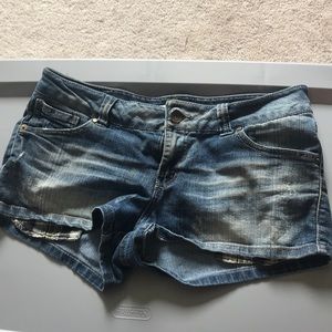 Paris blues shorts